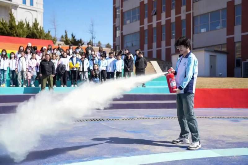 1713003906728505.jpg 640.jpg